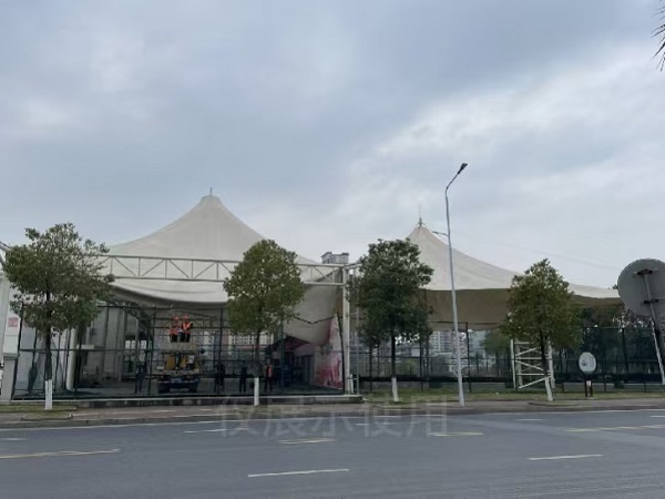 袁州区某运动场膜结构及钢架结构安全性检测鉴定